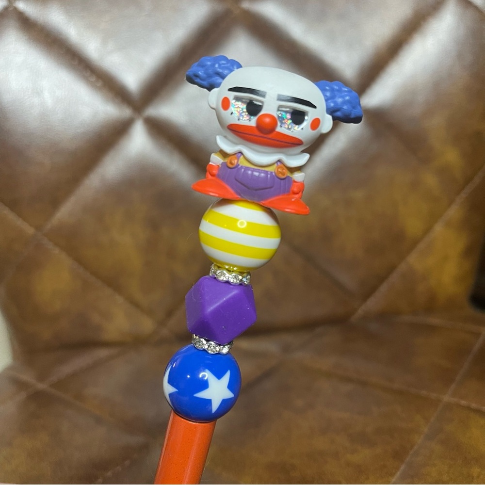 Disney Doorables: Toy Story: Chuckles The Clown: Hand Crafted Pen